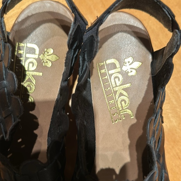 Rieker Women’s Leather Shoe - Picture 3 of 4